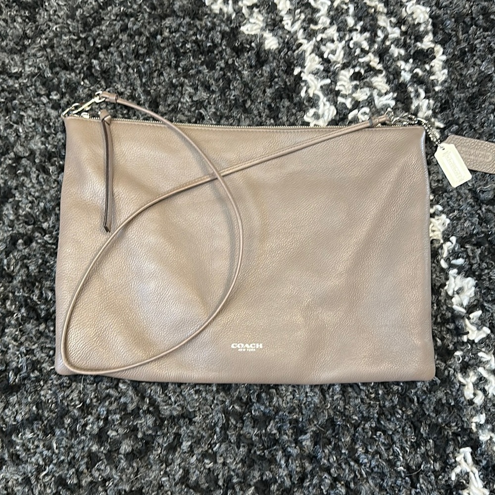 Coach mushroom color flat crossbody style 29461